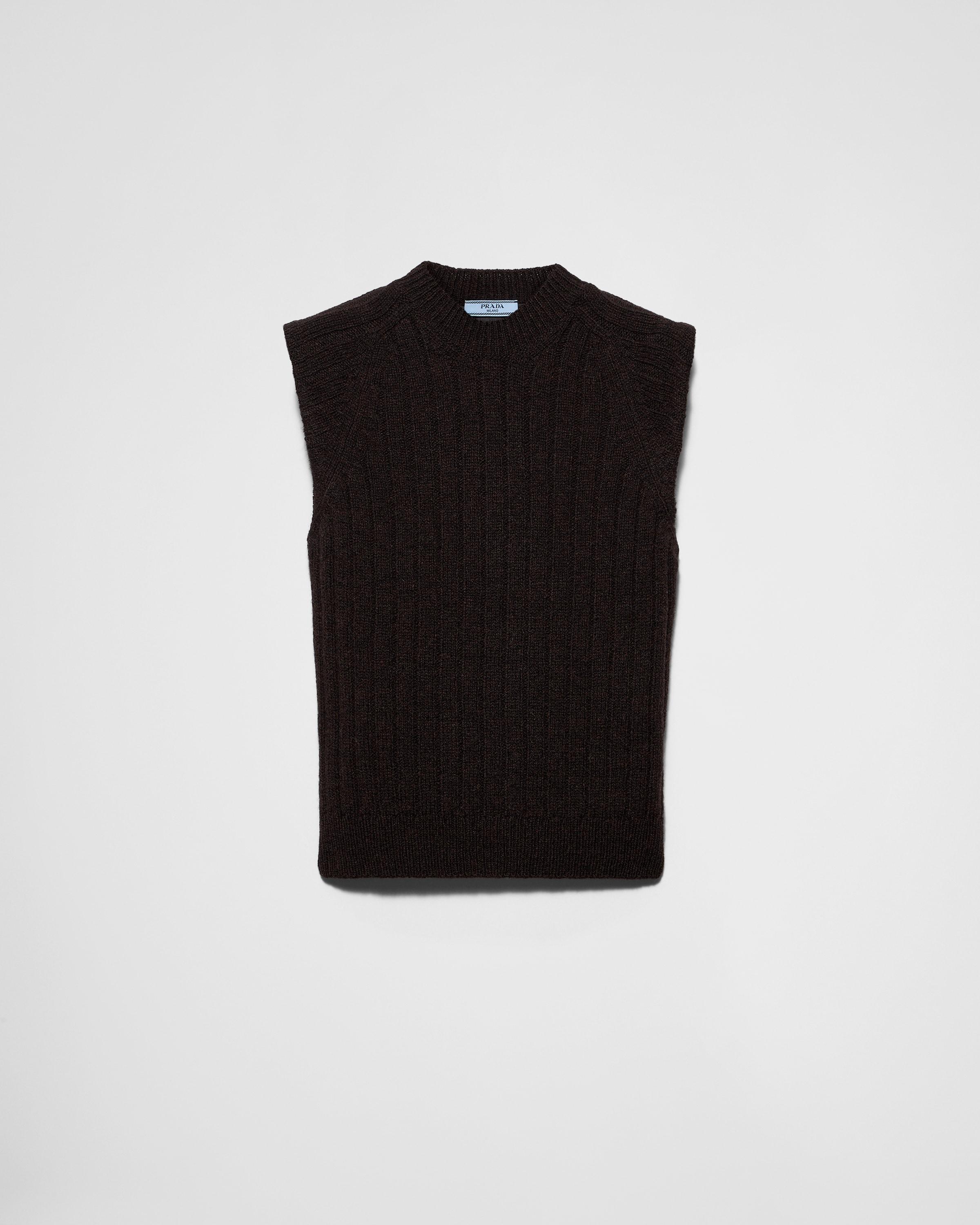 Wool vest Product Image