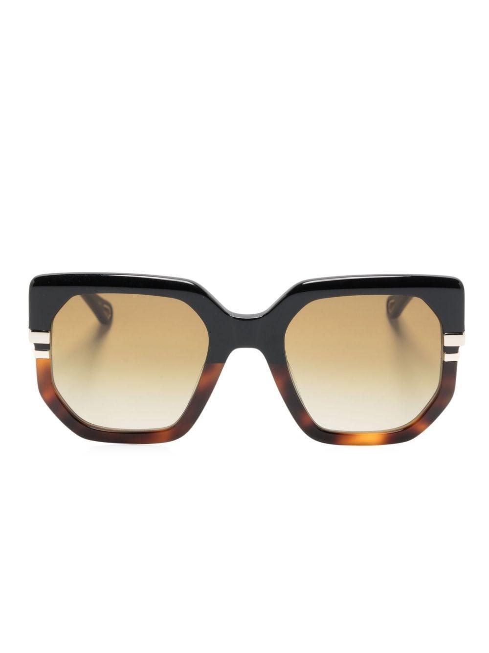 Sonnenbrille Mit Oversized-gestell In Schwarz Product Image