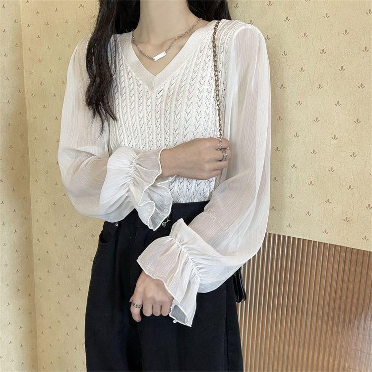 Long-Sleeve V-Neck Cable Knitted Panel Blouse Product Image