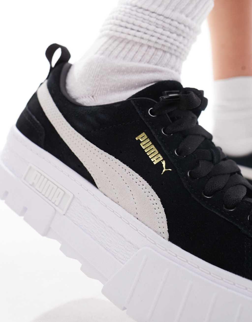 PUMA Mayze classic sneakers in black with off white details Product Image