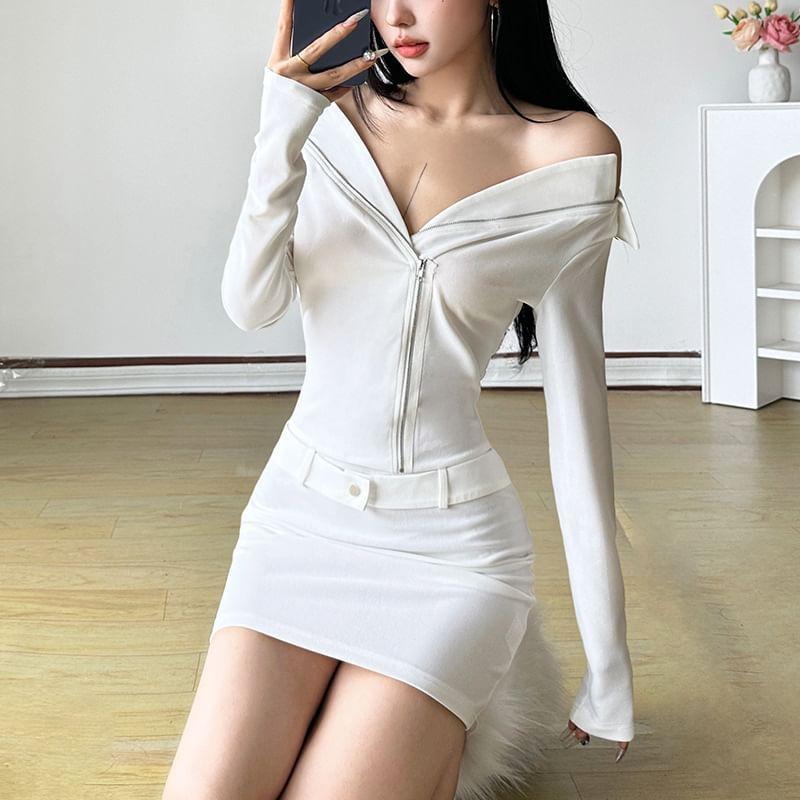 Long Sleeve V-Neck Off-Shoulder Plain Zip-Up Slim-Fit Mini Bodycon Dress Product Image