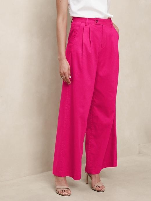 Linen-Blend Wide-Leg Pleated Trouser Product Image