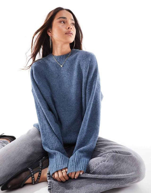 Vero Moda soft o-neck sweater in petrol blue Product Image