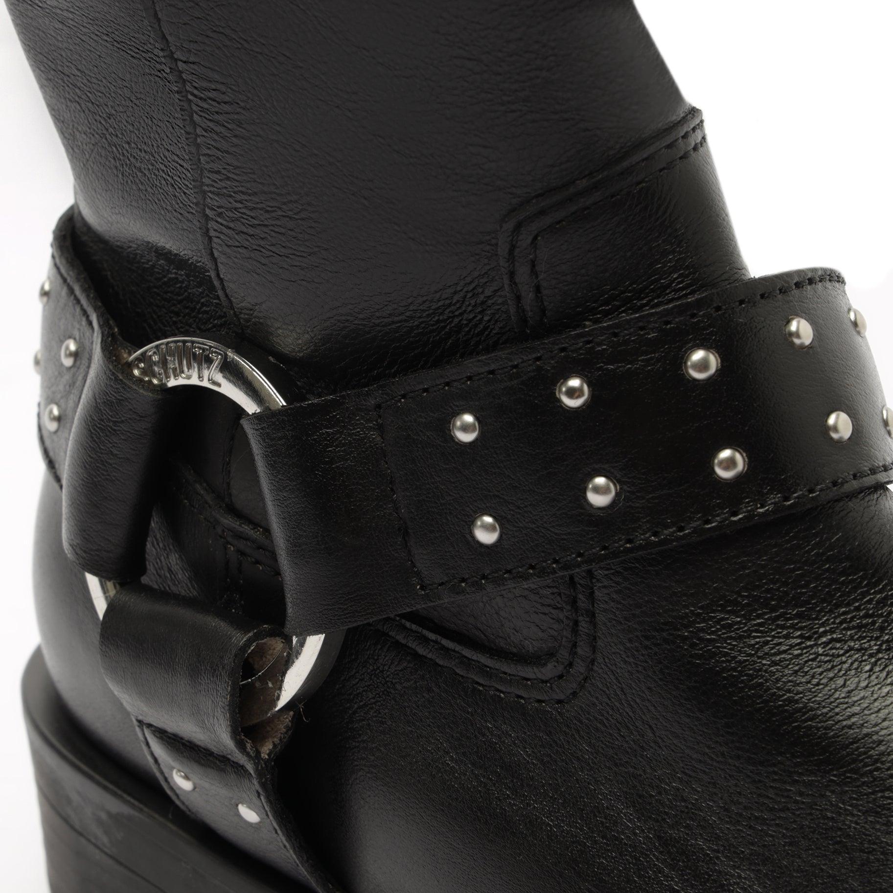 Luccia Buckle Graxo Leather Boot Female Product Image