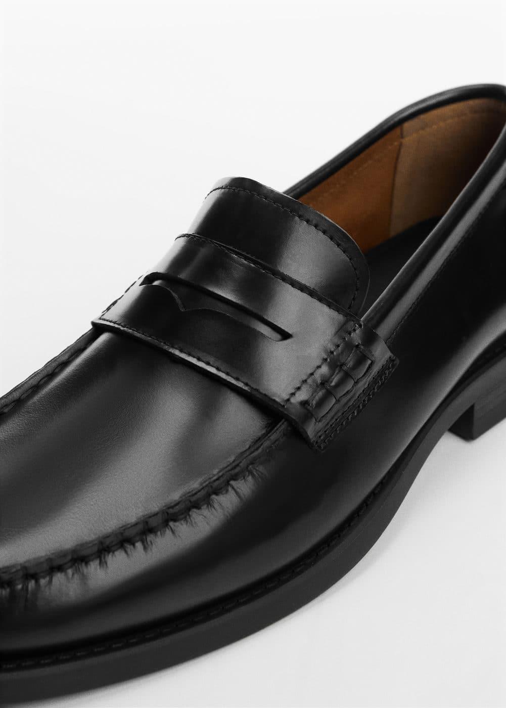 MANGO MAN - Aged-leather loafers blackMen Product Image