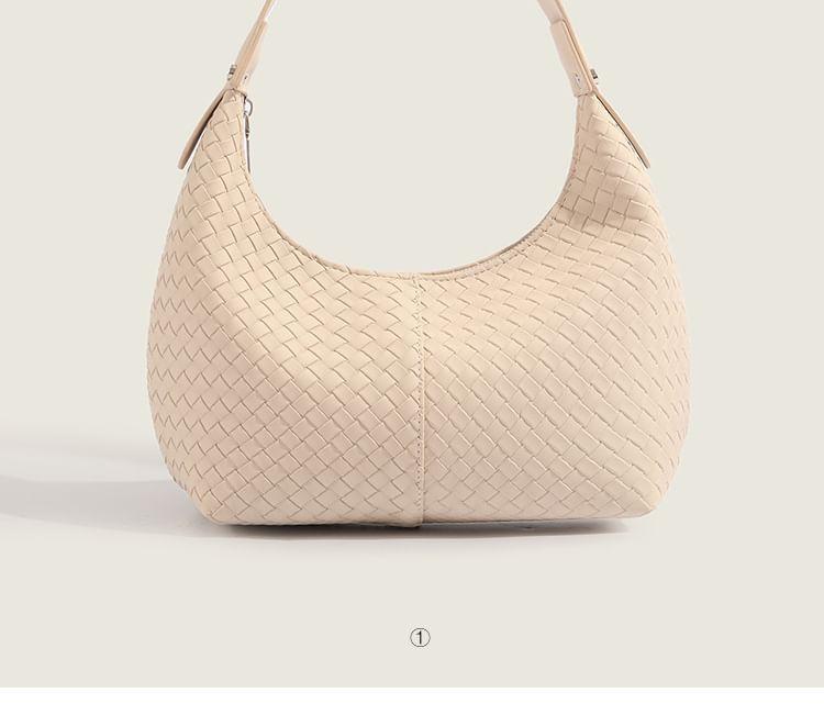 Woven Shoulder Bag Product Image