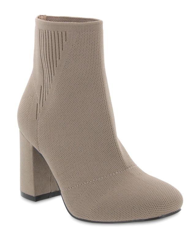 Mia Womens Braxton Block Heel Booties Product Image