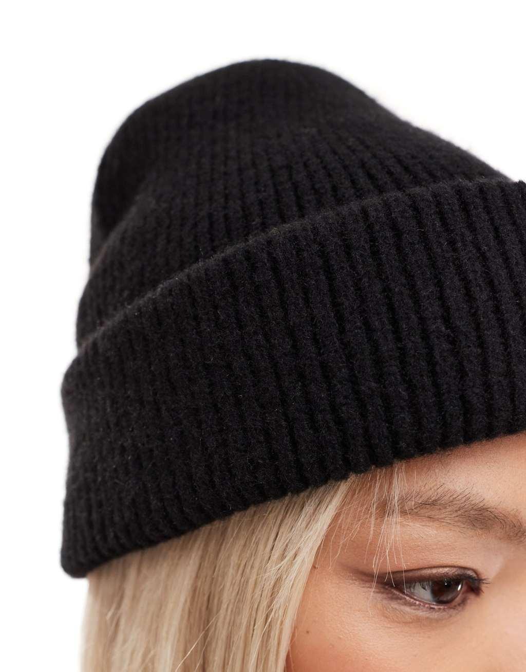 Monki ribbed beanie hat in black Product Image