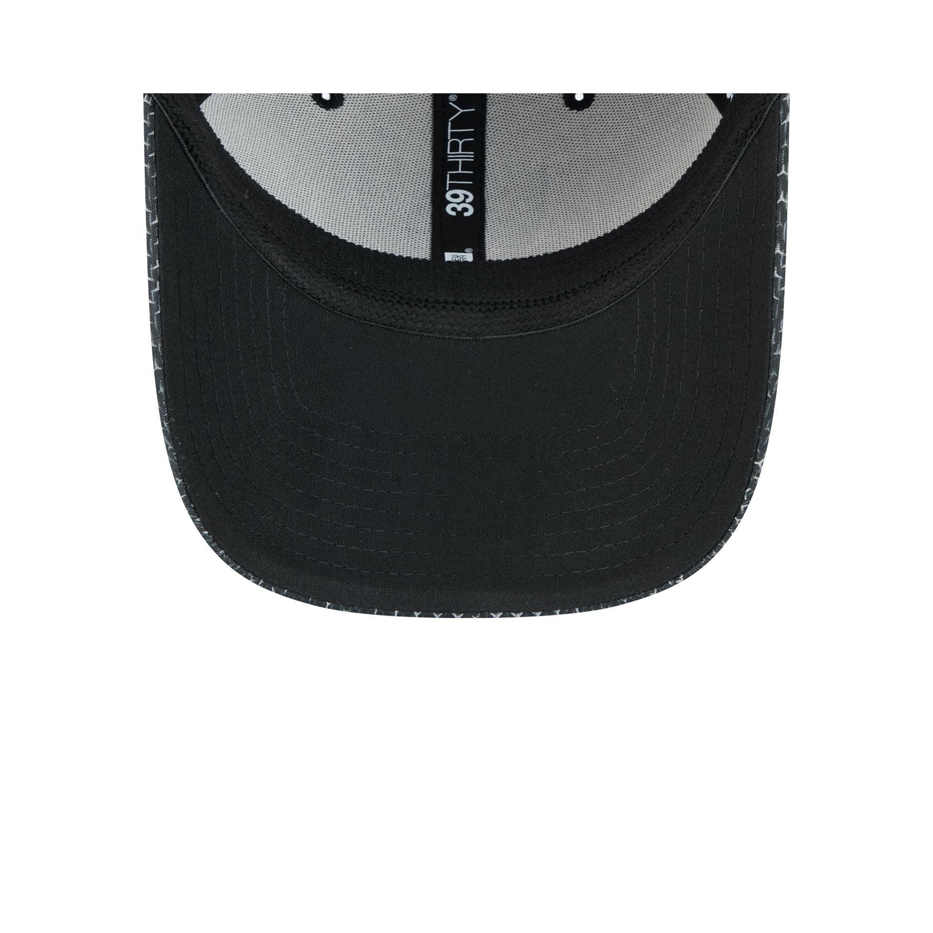 Las Vegas Raiders 2024 Sideline 39THIRTY Stretch Fit Hat Male Product Image