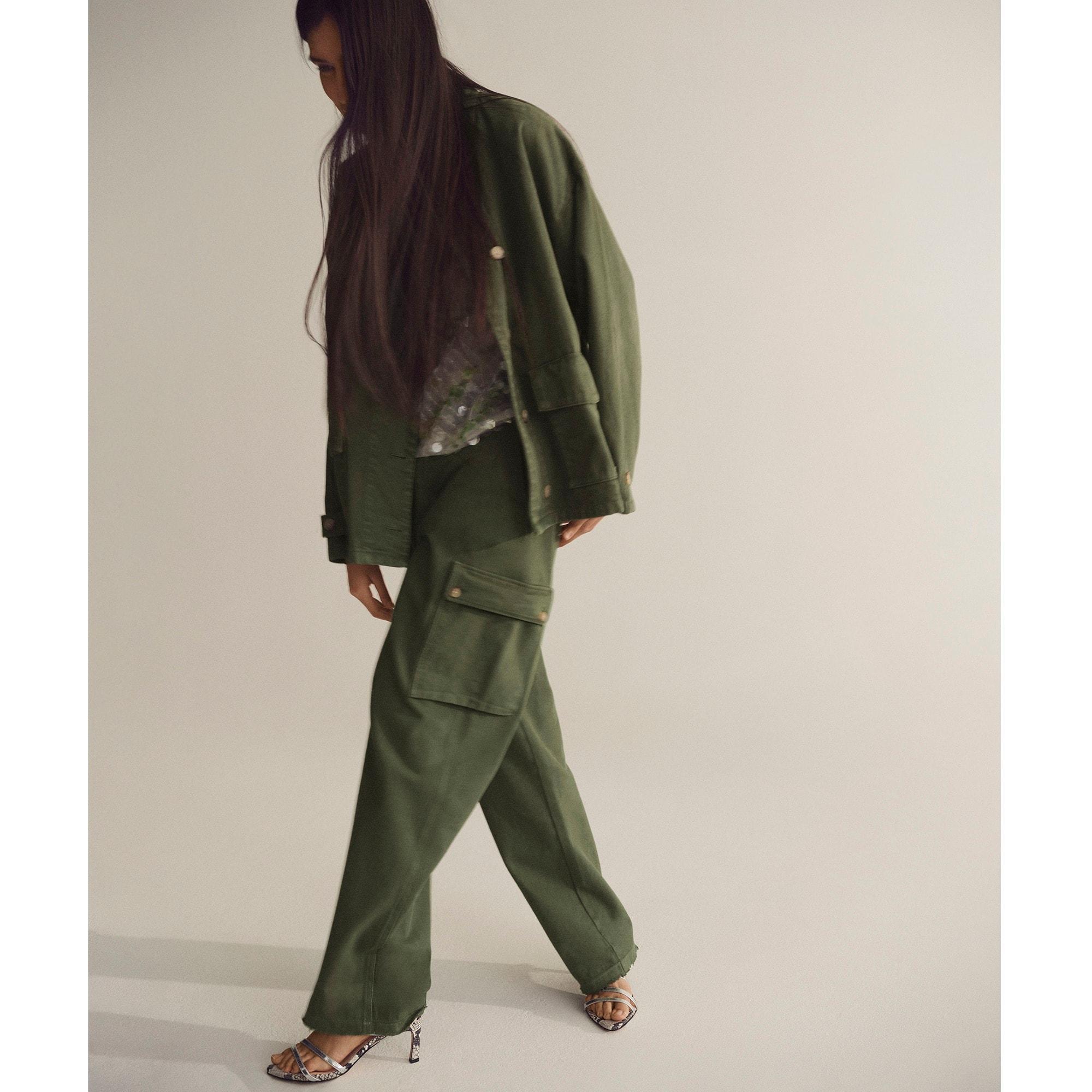 Relaxed cargo pant in heavyweight twill Product Image