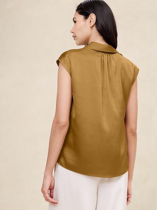 Collared Blouse Product Image