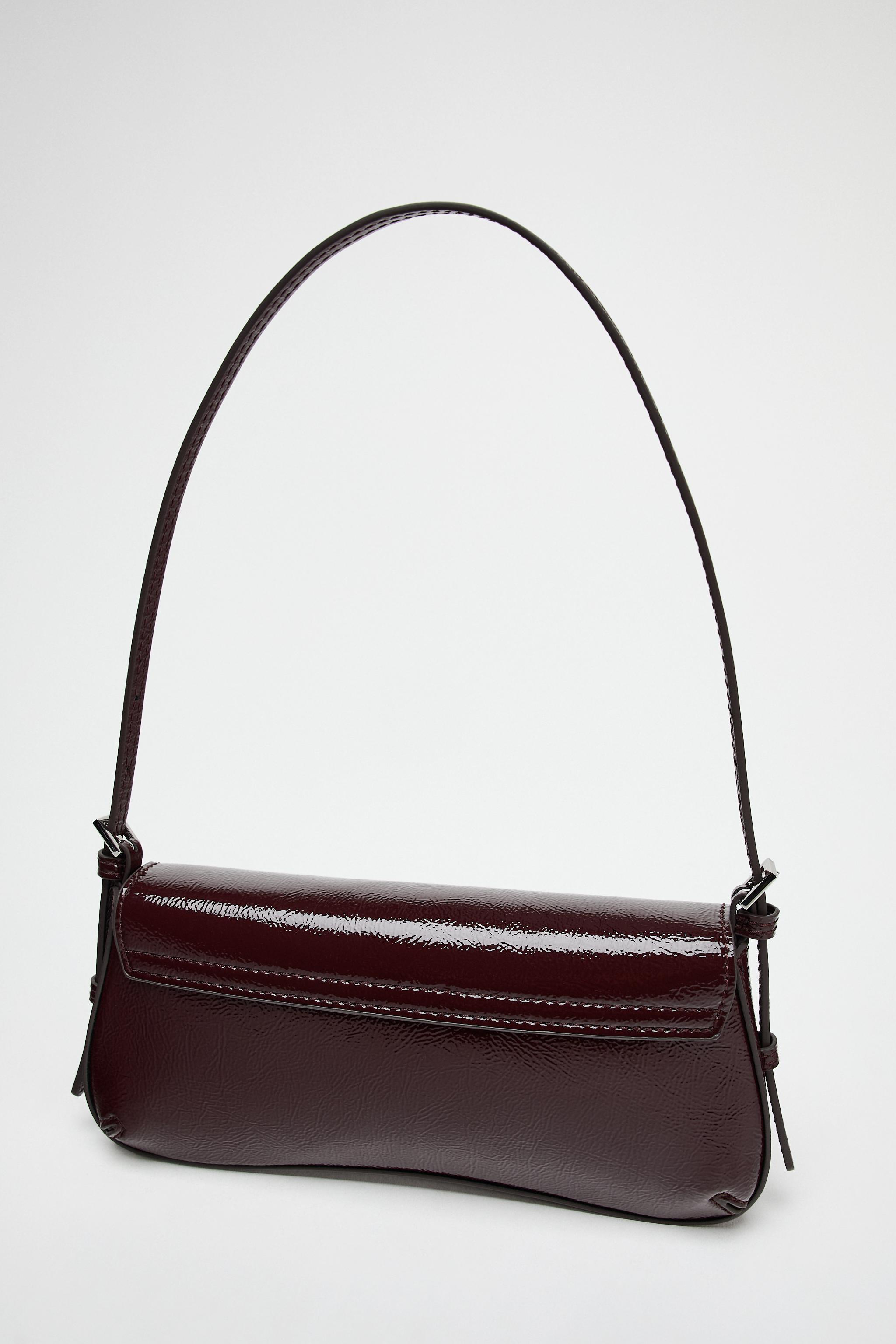 FLAP SHOULDER BAG Product Image