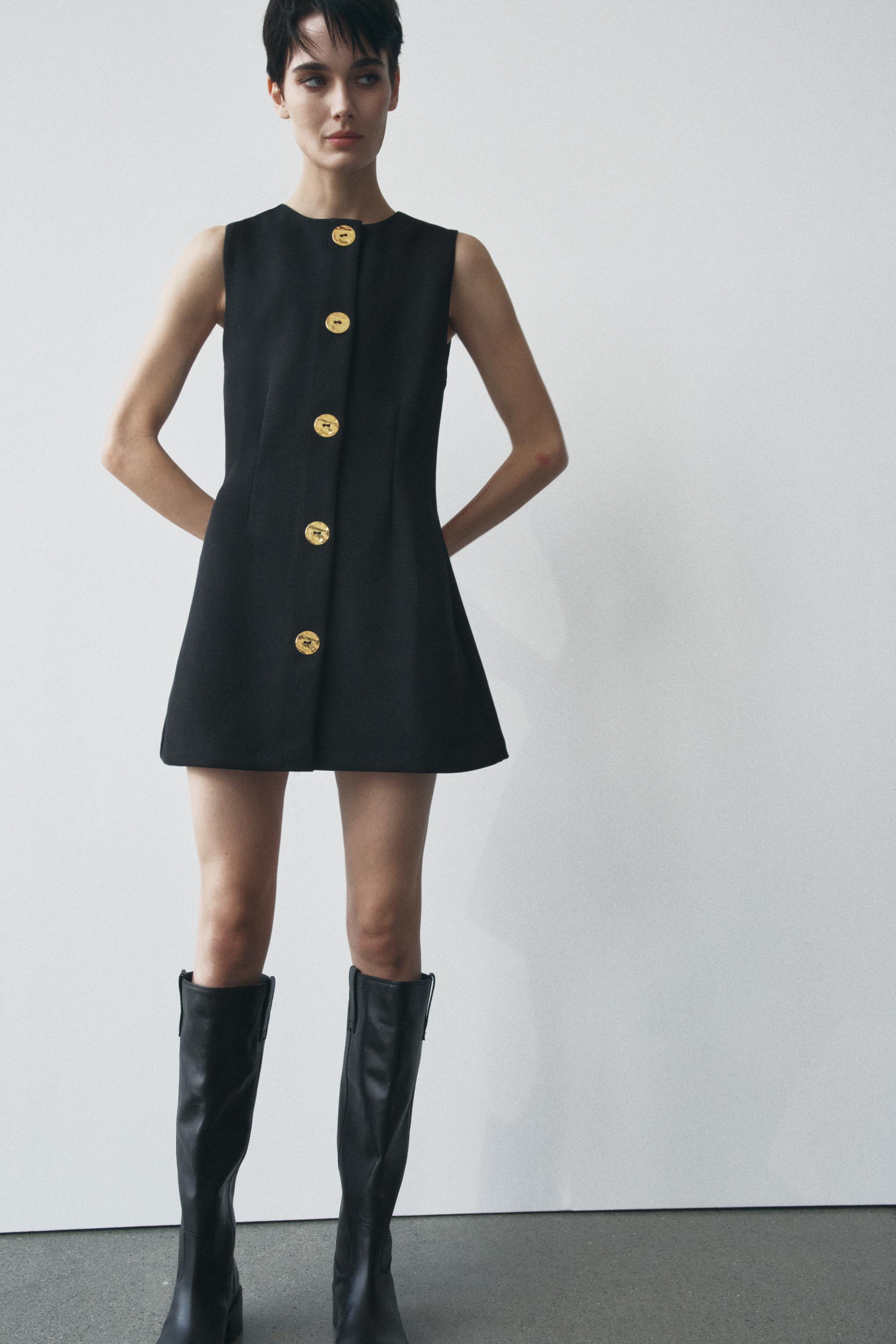 SHORT DRESS WITH BUTTONS Product Image