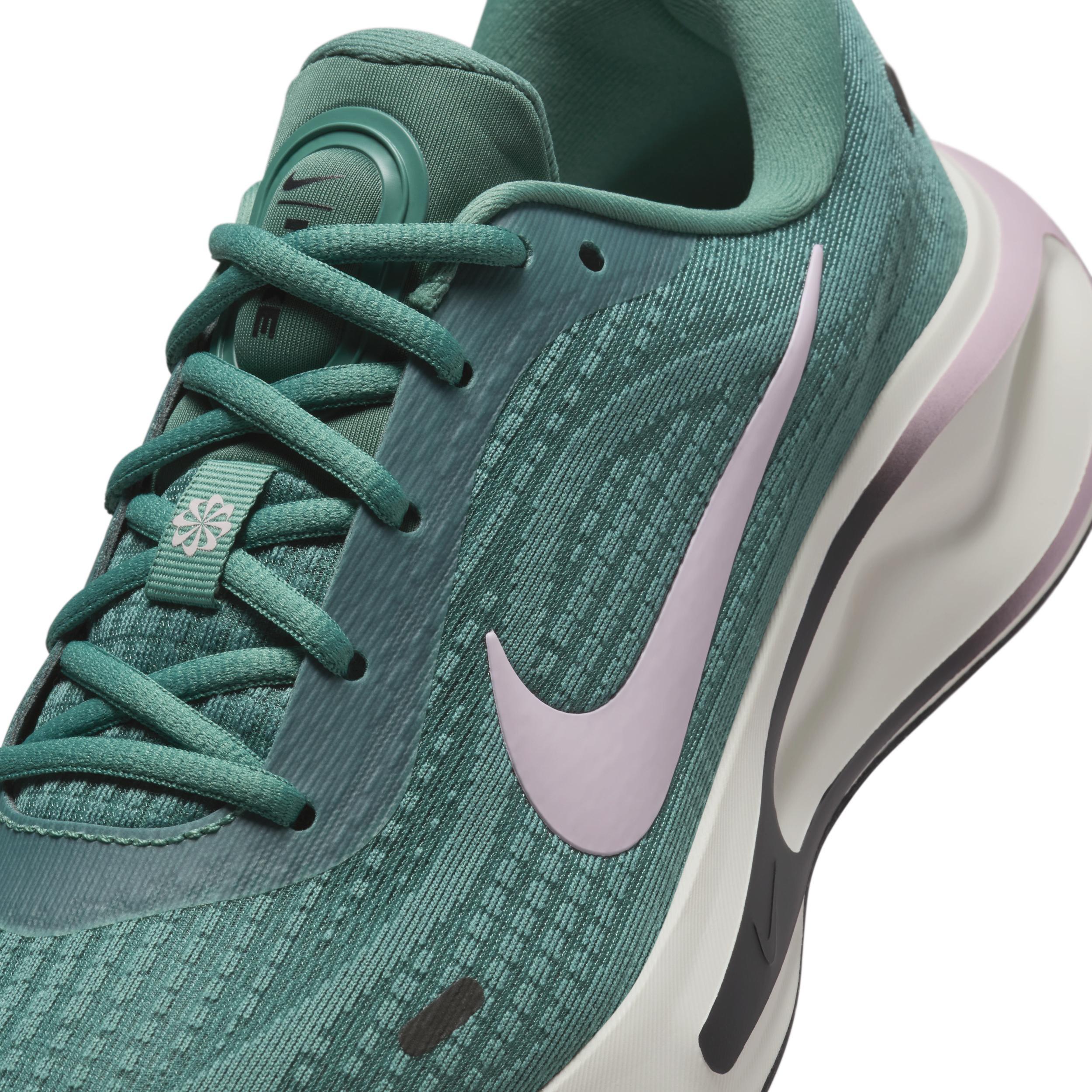 Nike Women's Journey Run Road Running Shoes Product Image