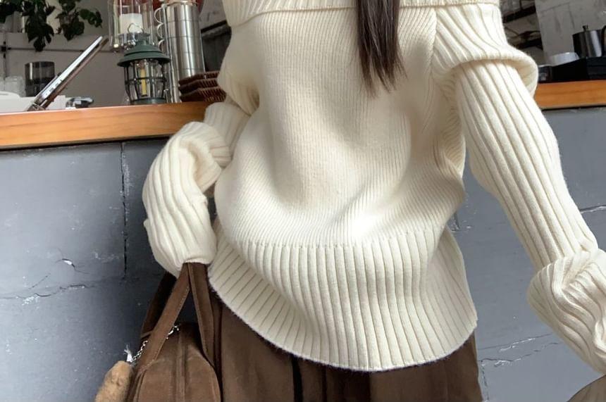 Long-Sleeve Off-Shoulder Plain Ribbed Knit Top Product Image