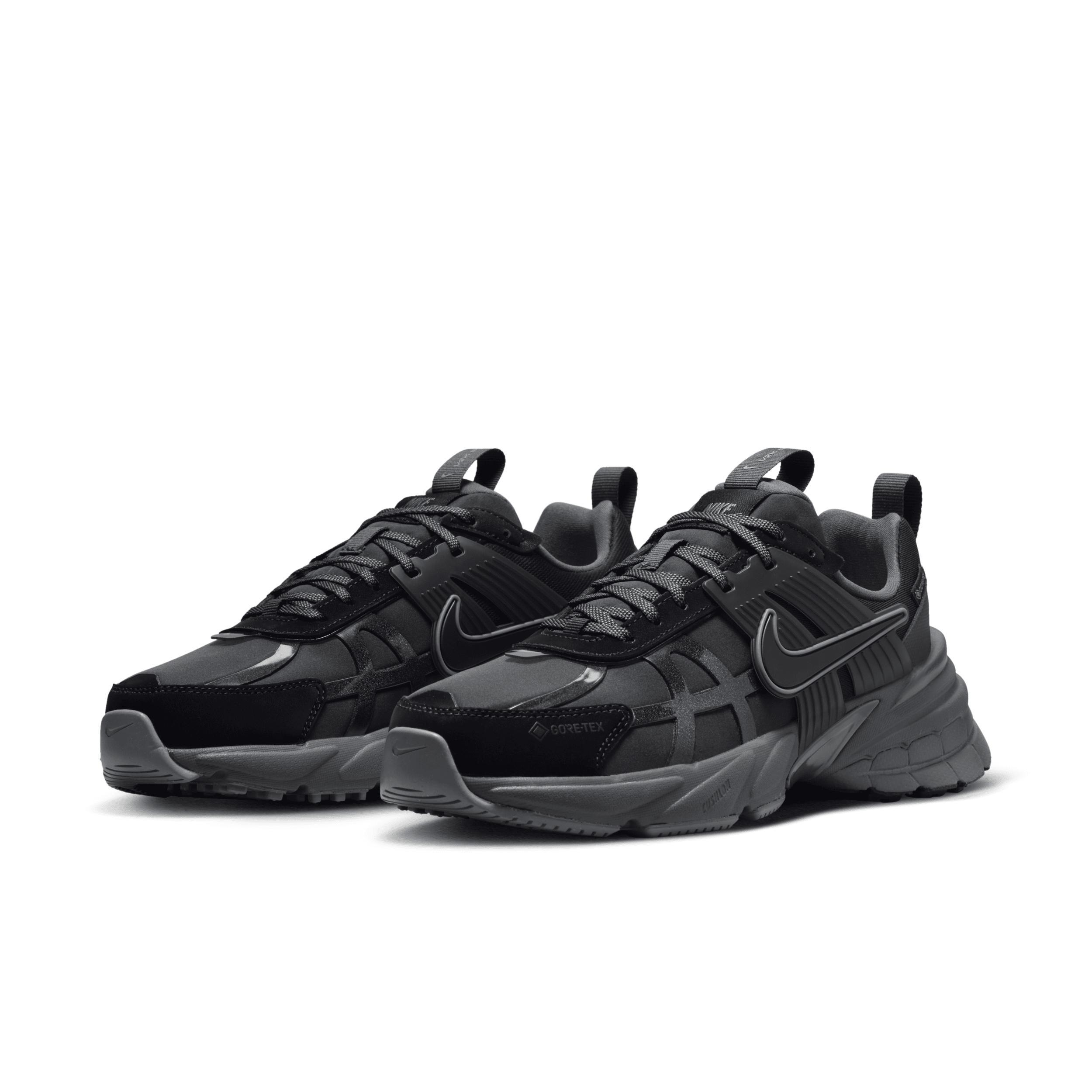 Nike V2K Run GORE-TEX Women's Waterproof Shoes Product Image