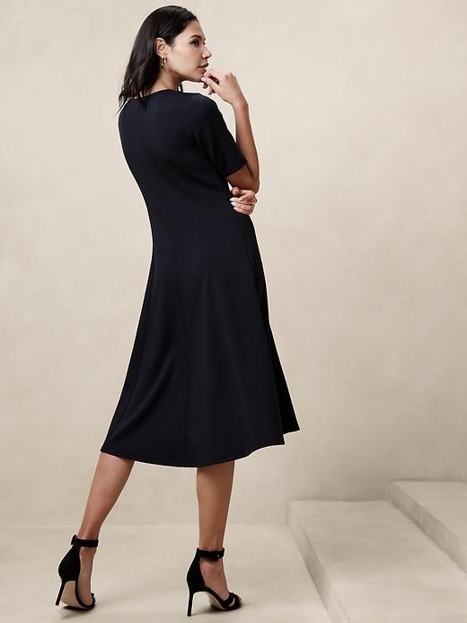 Soft Touch Scuba Seamed Midi Dress Product Image