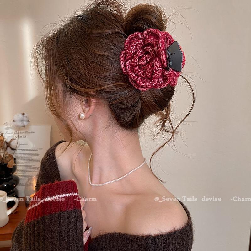 Floral Yarn Acrylic Hair Claw Clip Product Image