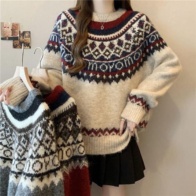 Round Neck Jacquard Sweater Product Image