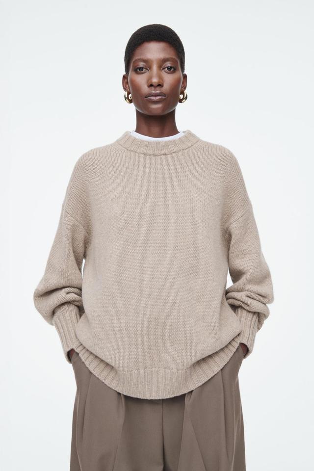 CHUNKY PURE CASHMERE CREW-NECK SWEATER Product Image