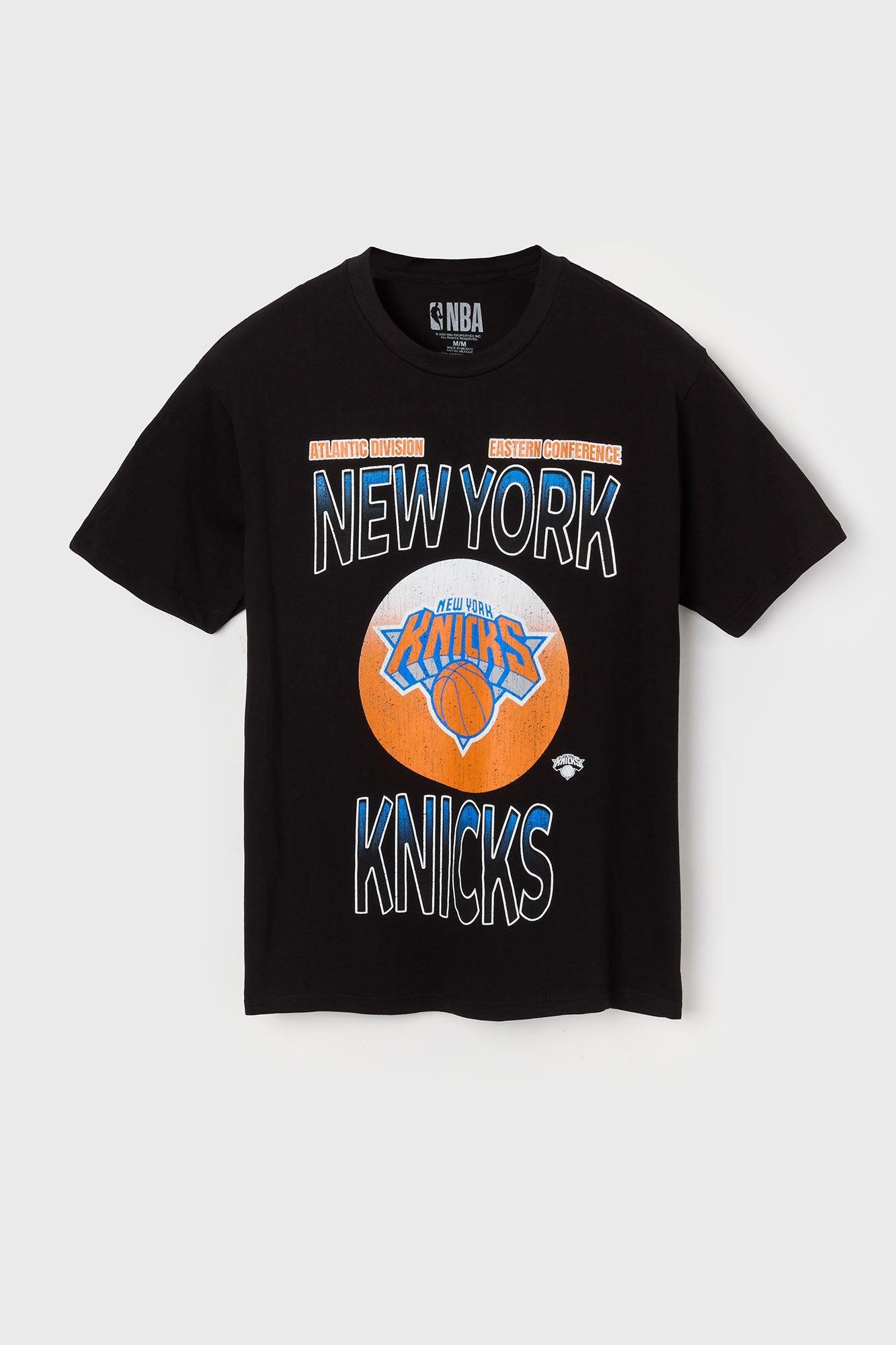 New York Knicks Graphic T-Shirt Male Product Image