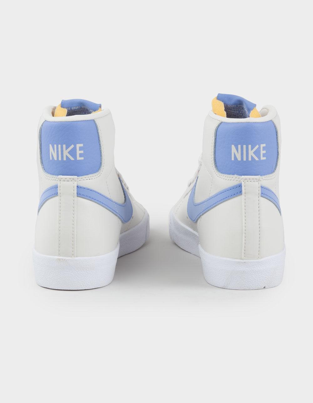 NIKE Blazer Mid '77 Womens Shoes Product Image