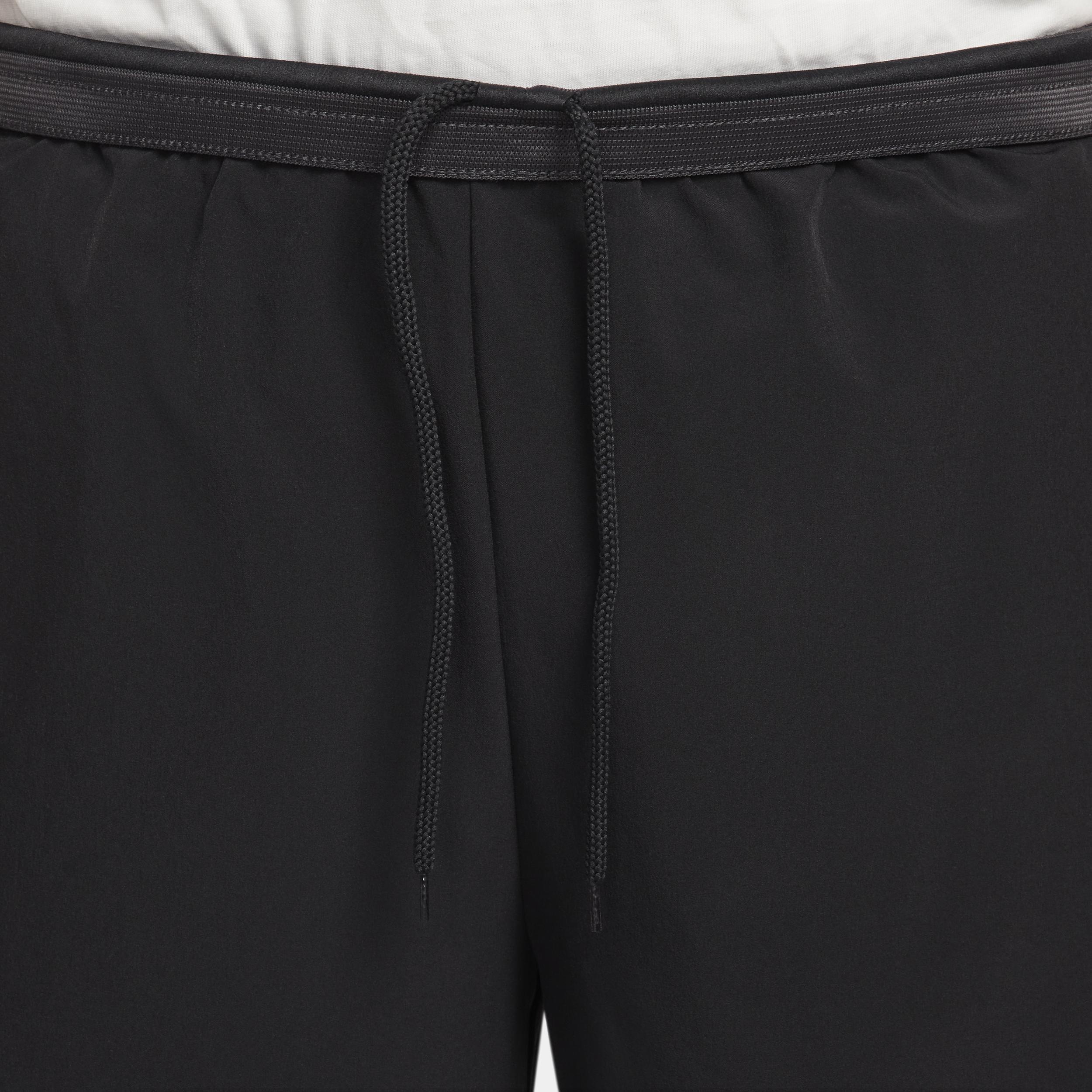 Nike Mens Dri-FIT DNA UV Woven 6 Basketball Shorts Product Image