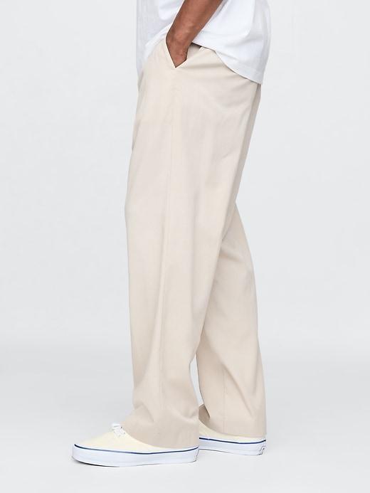 UltraSoft Pleated Trousers Product Image