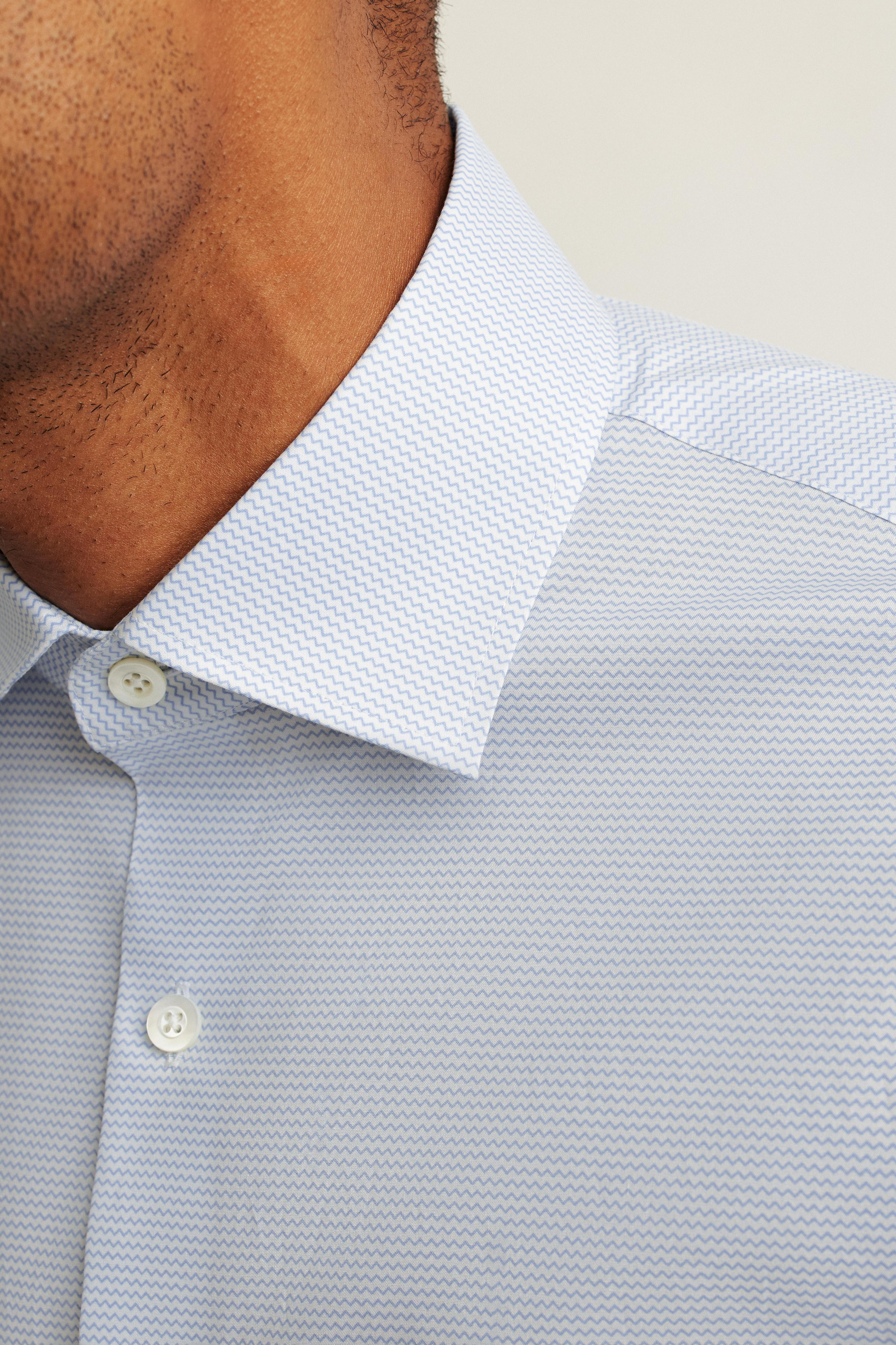 Jetsetter Stretch Dress Shirt Product Image