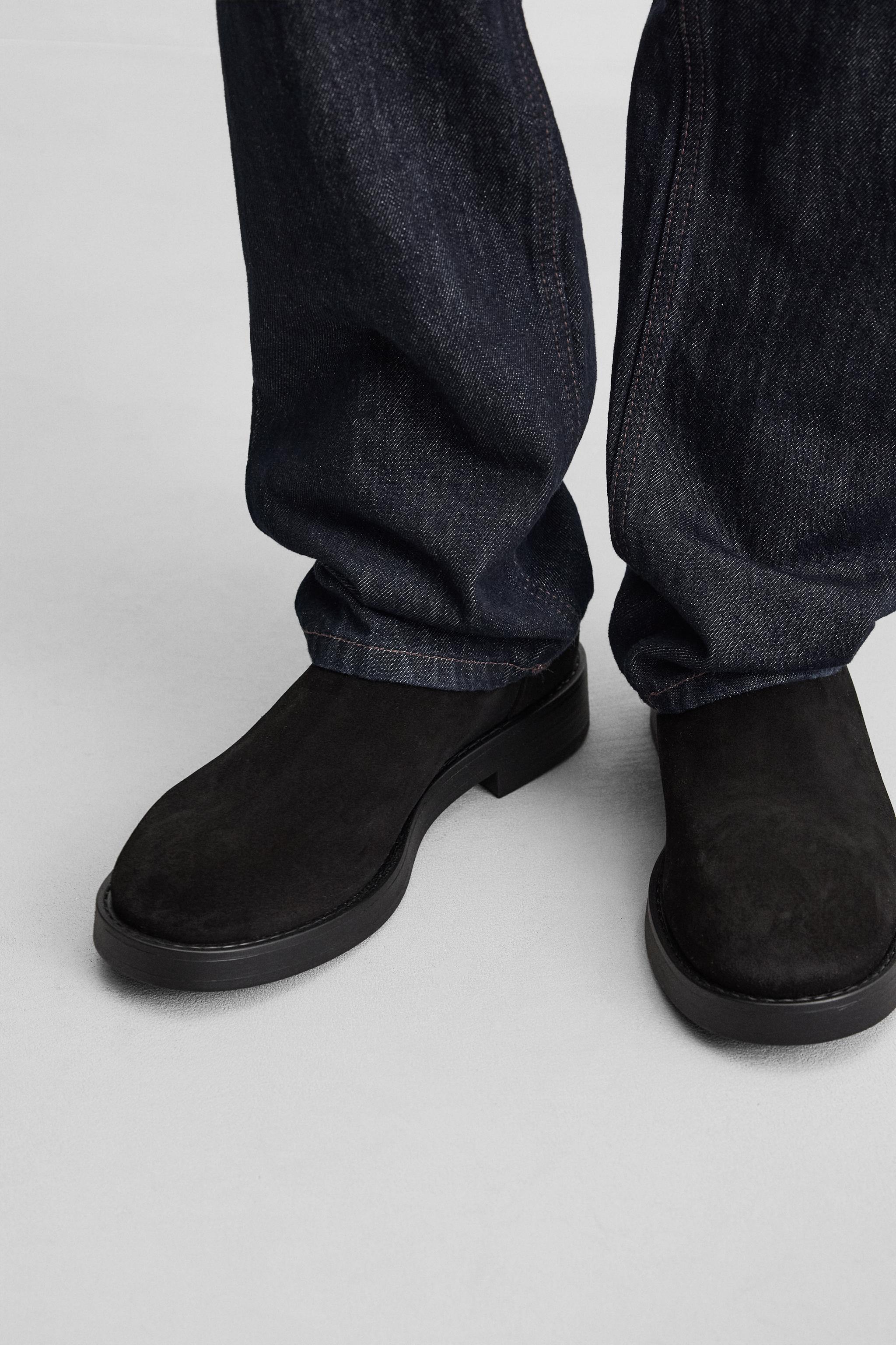 LEATHER CHELSEA BOOTS Product Image