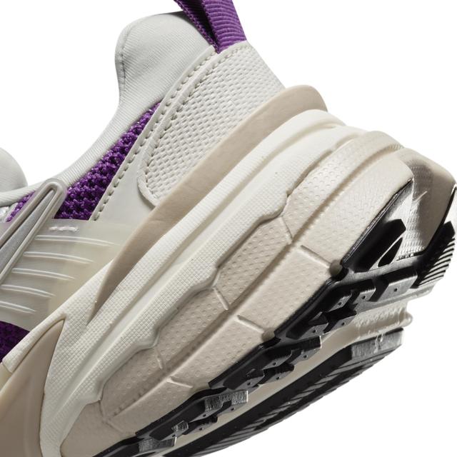 Nike Women's V2K Run Premium Shoes Product Image