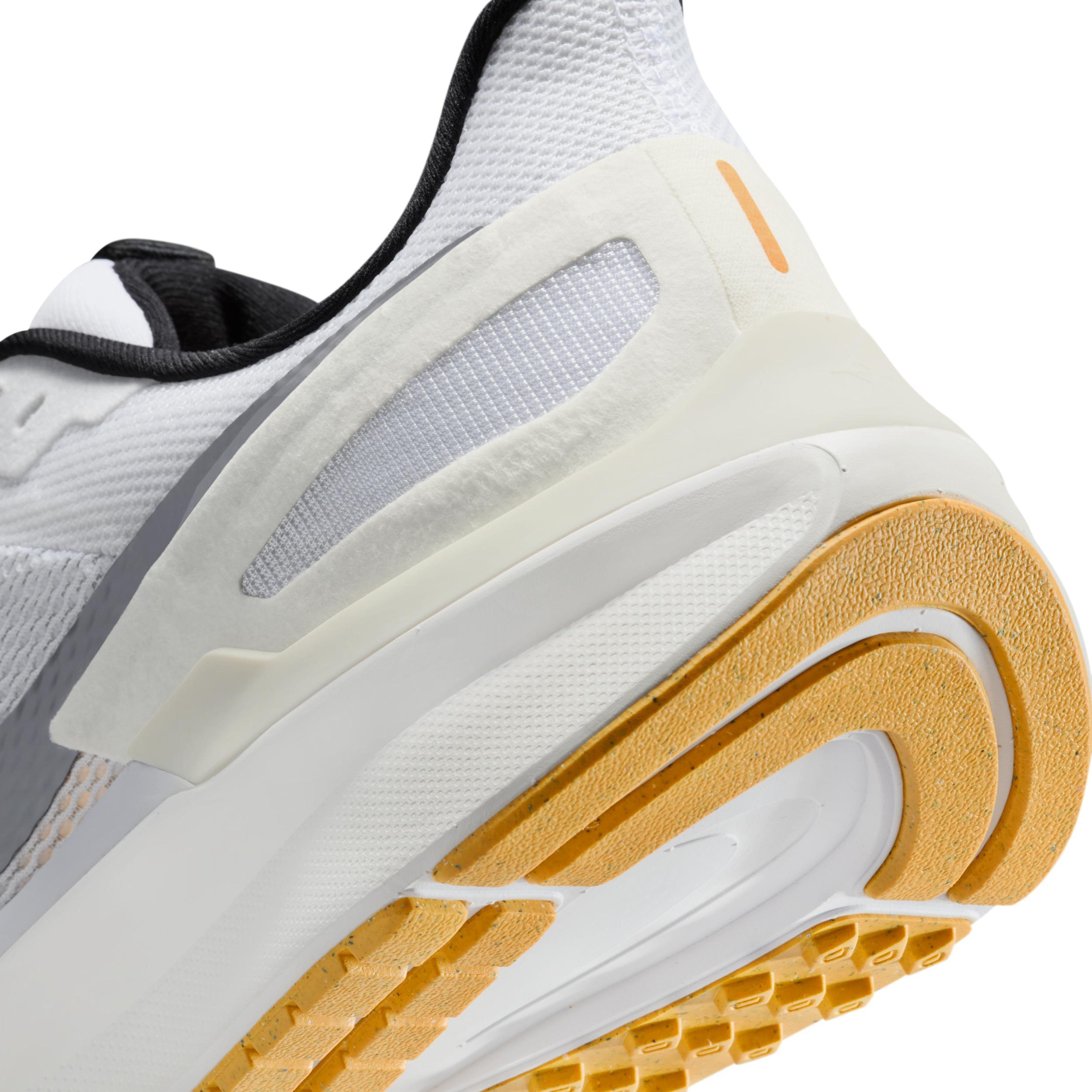 Nike Men's Structure 25 Road Running Shoes Product Image