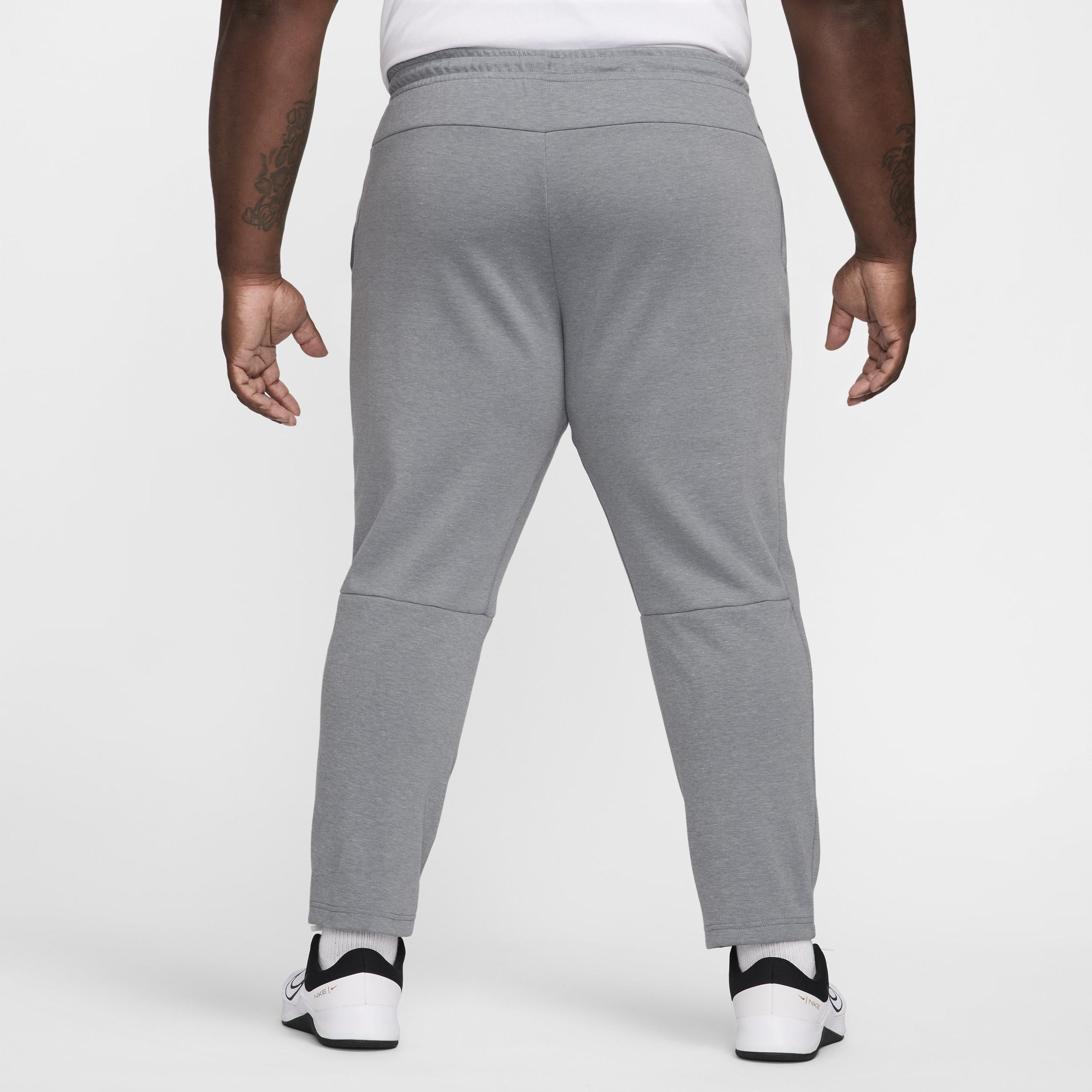 Nike Men's Primary Dri-FIT UV Tapered Versatile Pants Product Image