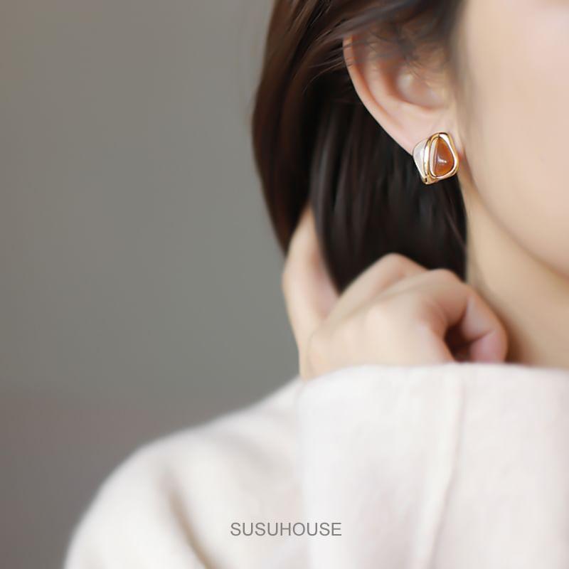 Gemstone Clip-On Earring Product Image