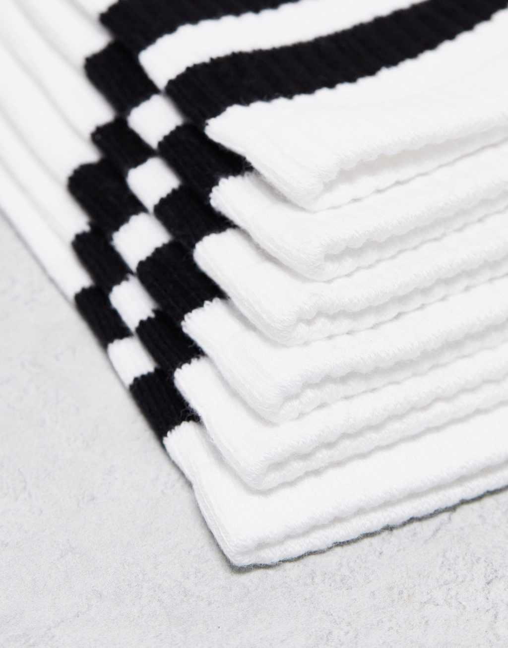 Weekday 3-pack stripe sport socks in white with black stripe Product Image