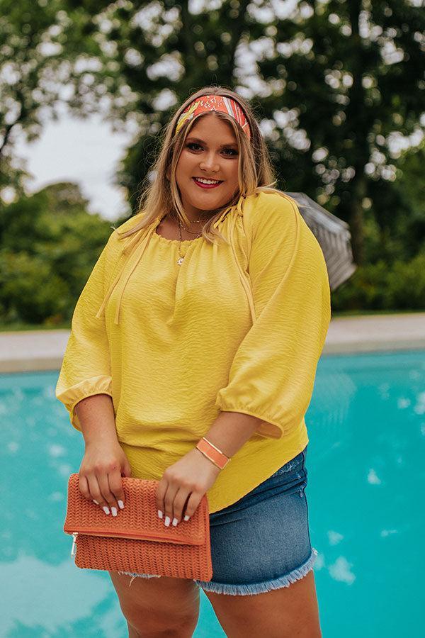 Splash Of Champagne Shift Top In Yellow Curves Product Image