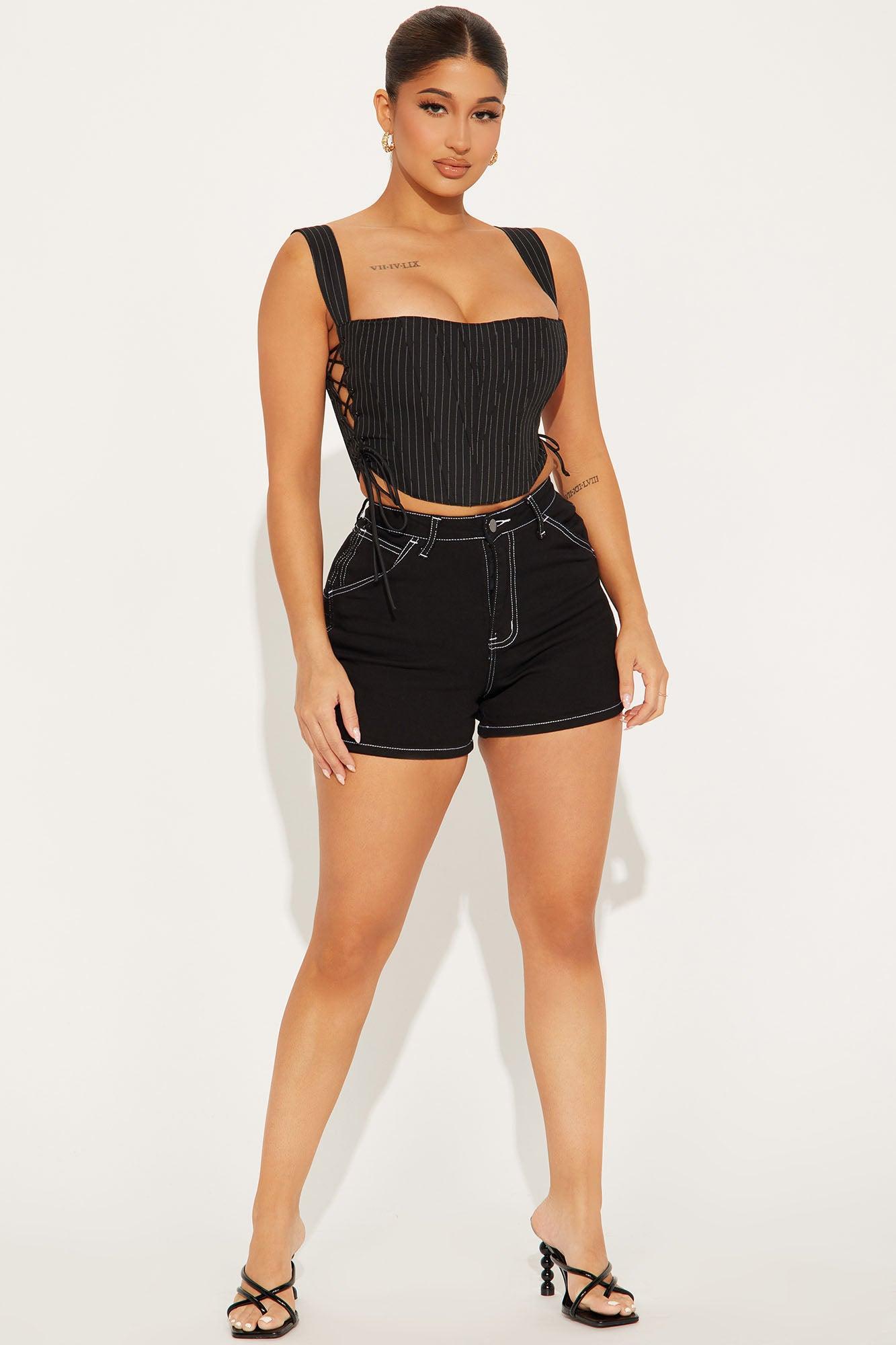 Never Settle Contrast Stitch Short - Black Product Image