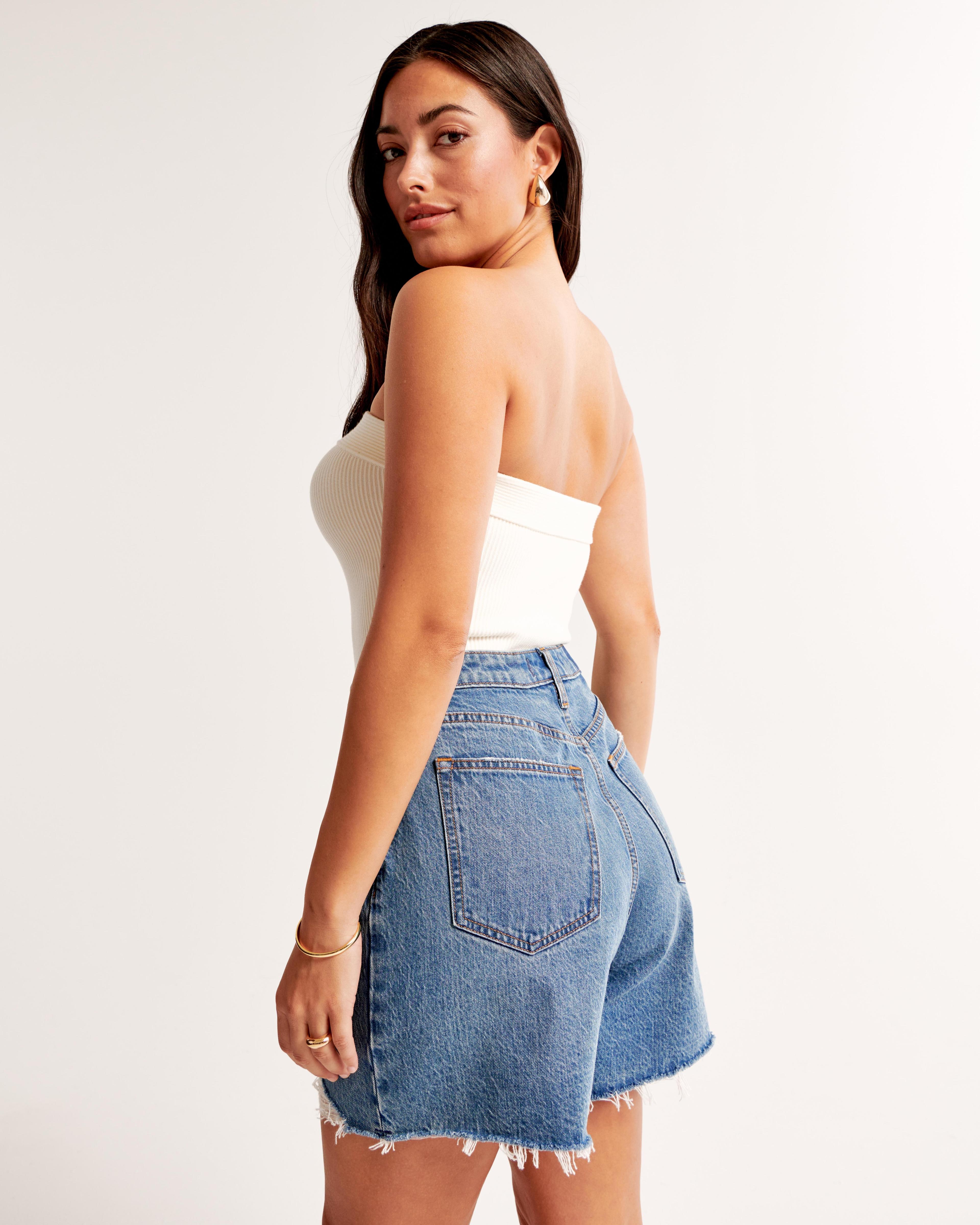 Curve Love High Rise Loose Short Product Image