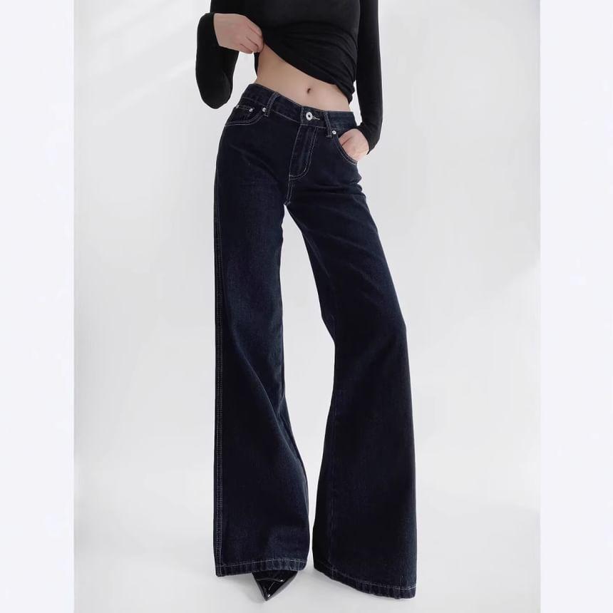 Mid Waist Flared Jeans Product Image