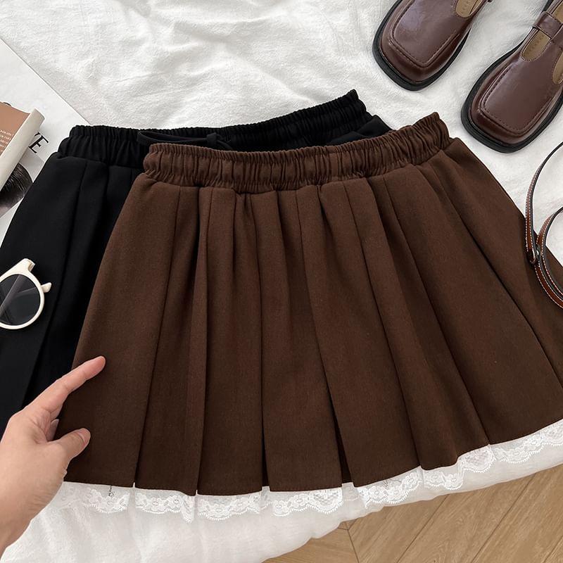 Drawstring Waist Lace Trim Mini Pleated Skirt Product Image