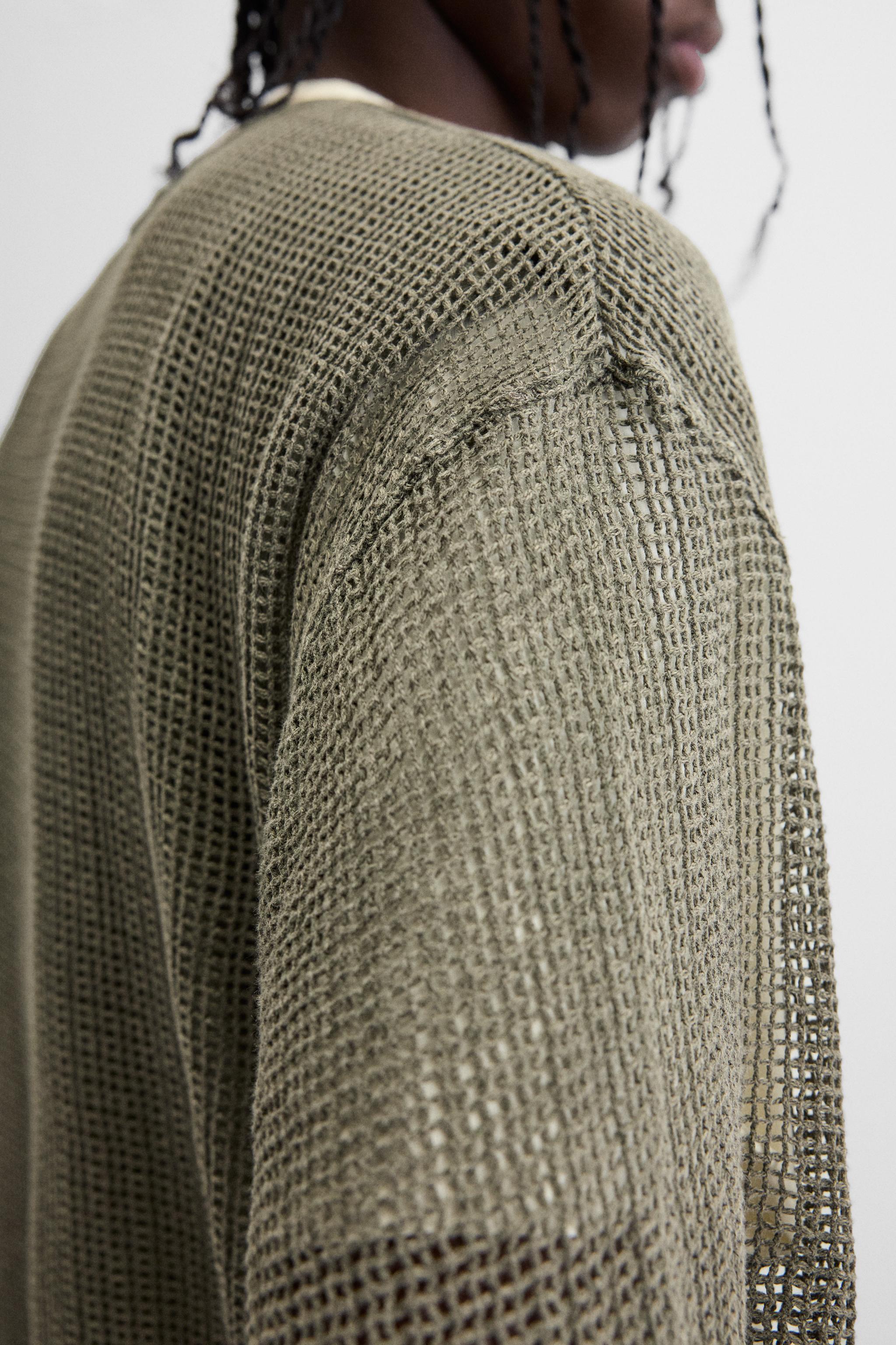 TEXTURED MESH T-SHIRT Product Image