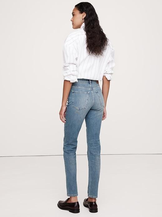 The Slim Jean Product Image