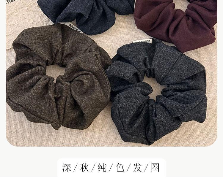 Plain Scrunchie Product Image