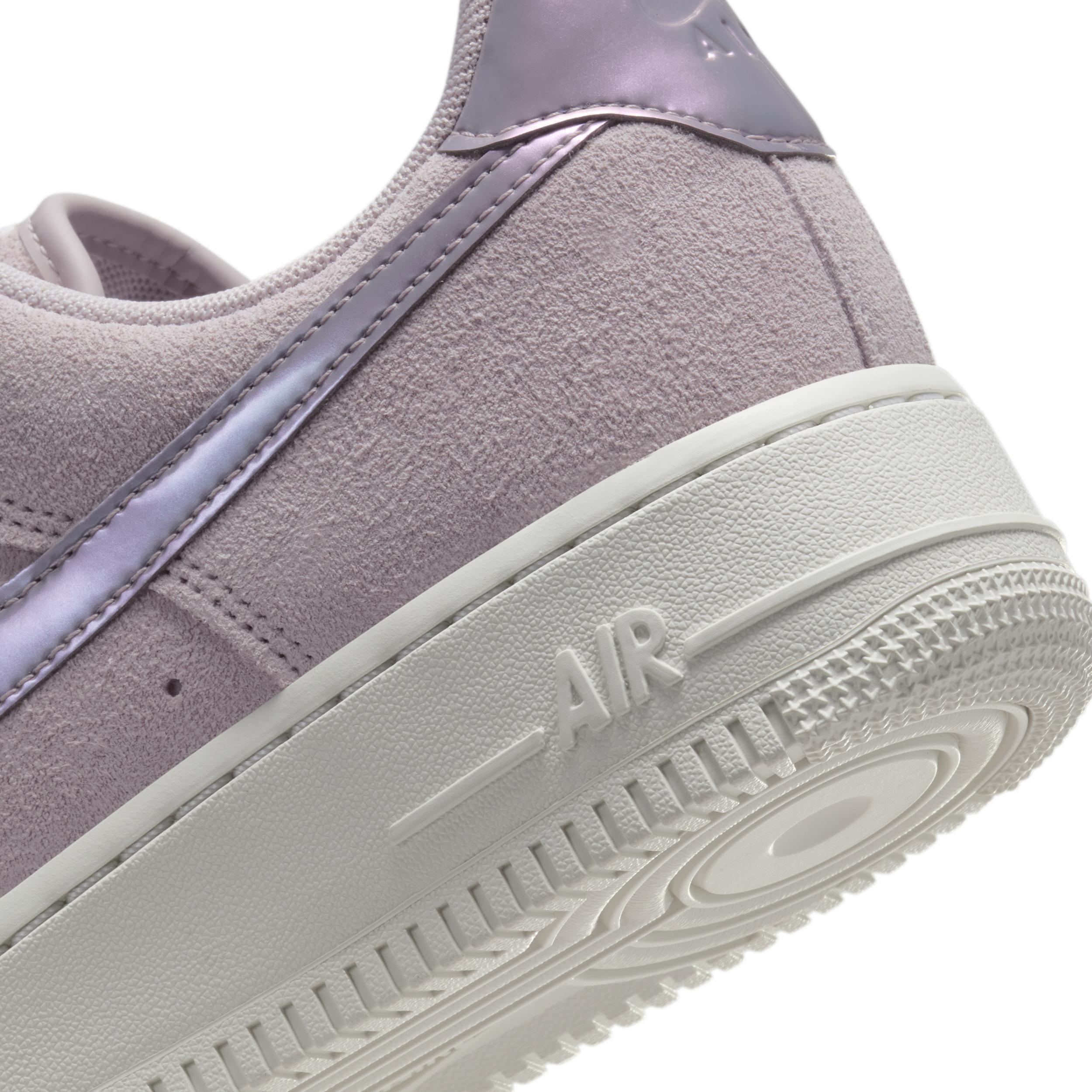 Nike Womens Nike Air Force 1 07 LE Low - Womens Shoes Platinum Violet/Lt Violet Ore/Summit White Product Image