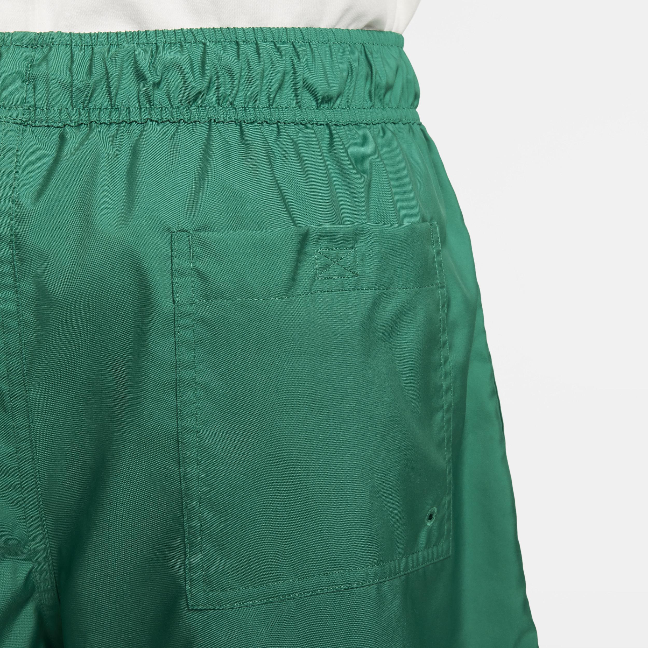 Nike Men's Club Woven Flow Shorts Product Image