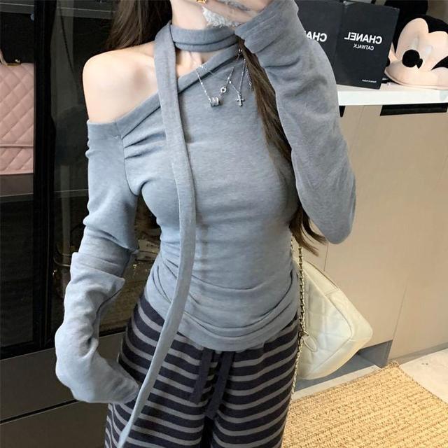 Long Sleeve Off Shoulder Plain Tee Product Image