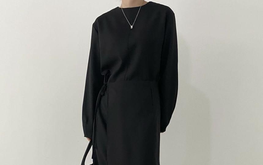 Set: Long-Sleeve Plain Top + High Rise Asymmetrical Maxi Skirt Product Image