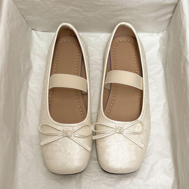 Square Toe Bow Mary Jane Ballet Flats Product Image