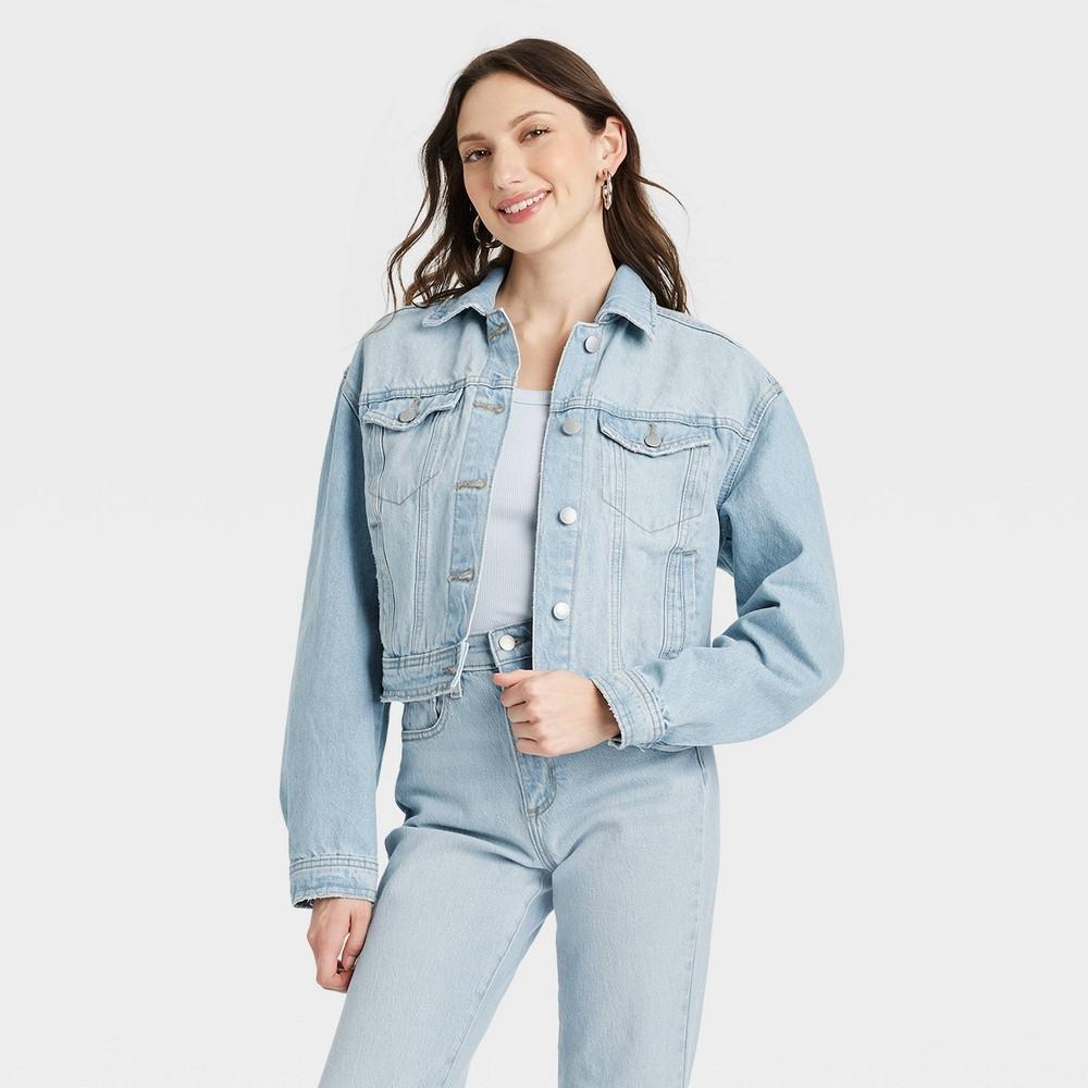 Womens Cropped Trucker Jacket - Universal Thread Light Wash Product Image