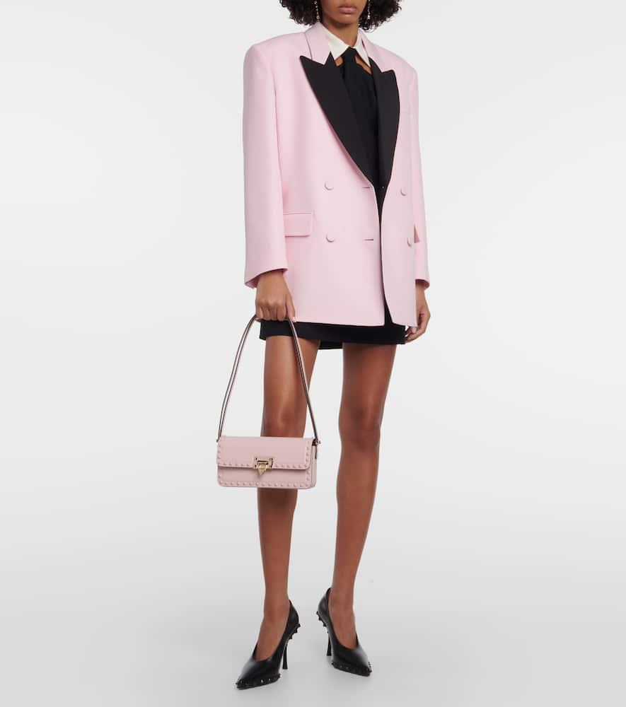 Rockstud23 E/w Leather Shoulder Bag In Pink Product Image